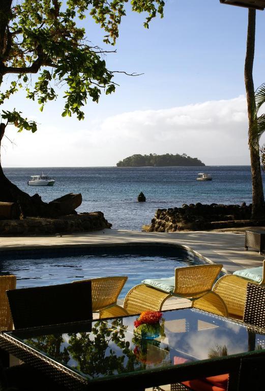 Garden Island Resort Waiyevo Eksteriør bilde